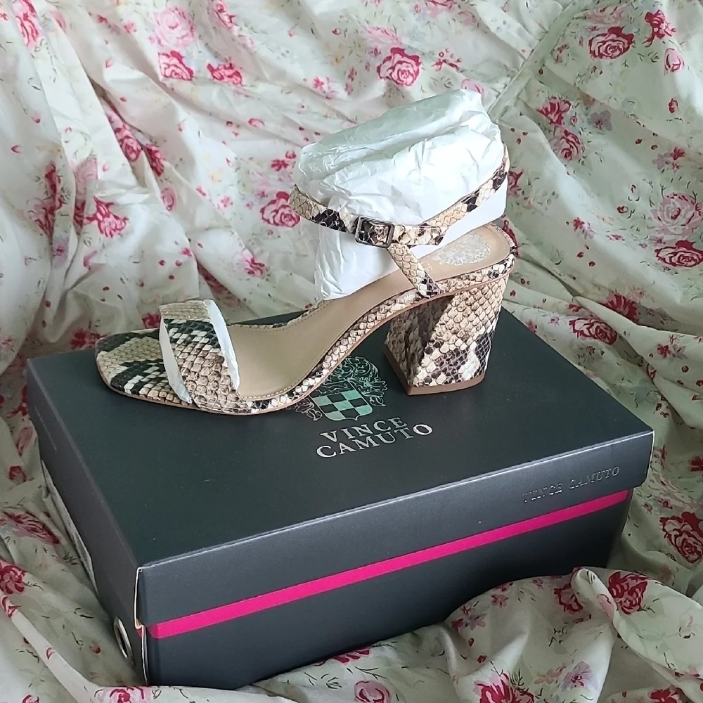 Vince Camuto Women's Snakeskin Block Heel Sandals NWB